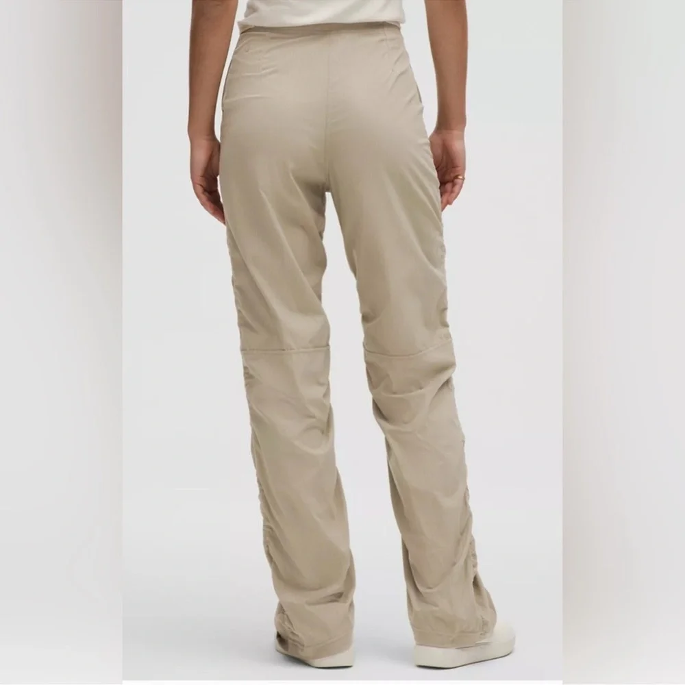 NWT Lululemon Dance Studio Slim-Fit HR Flared Pant in Sheer Oak - Picture 2 of 9